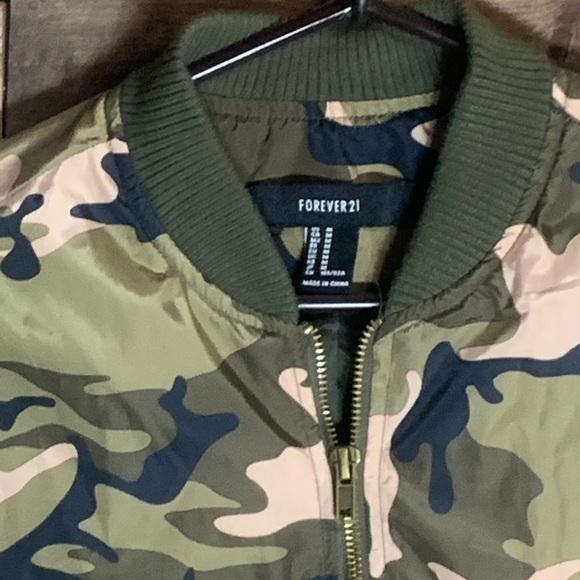 Forever21 extended rain jacket camouflage WornOnce - Picture 2 of 9